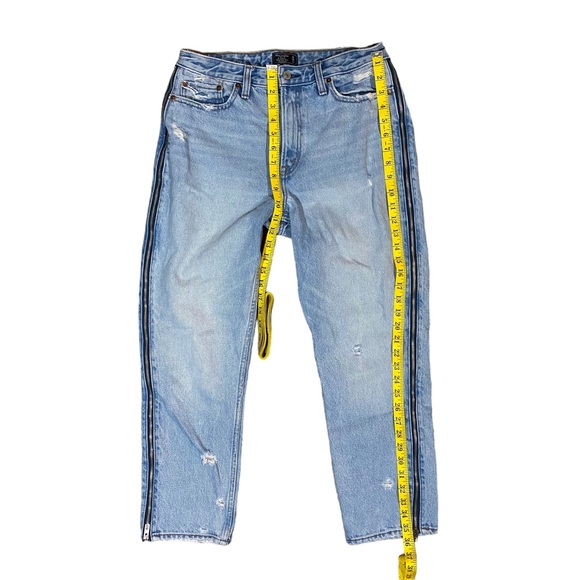 ABERCROMBIE & FITCH “Annie” High Rise Girlfriend Jean w/ Zipper Accent 30/10 R - Picture 3 of 5